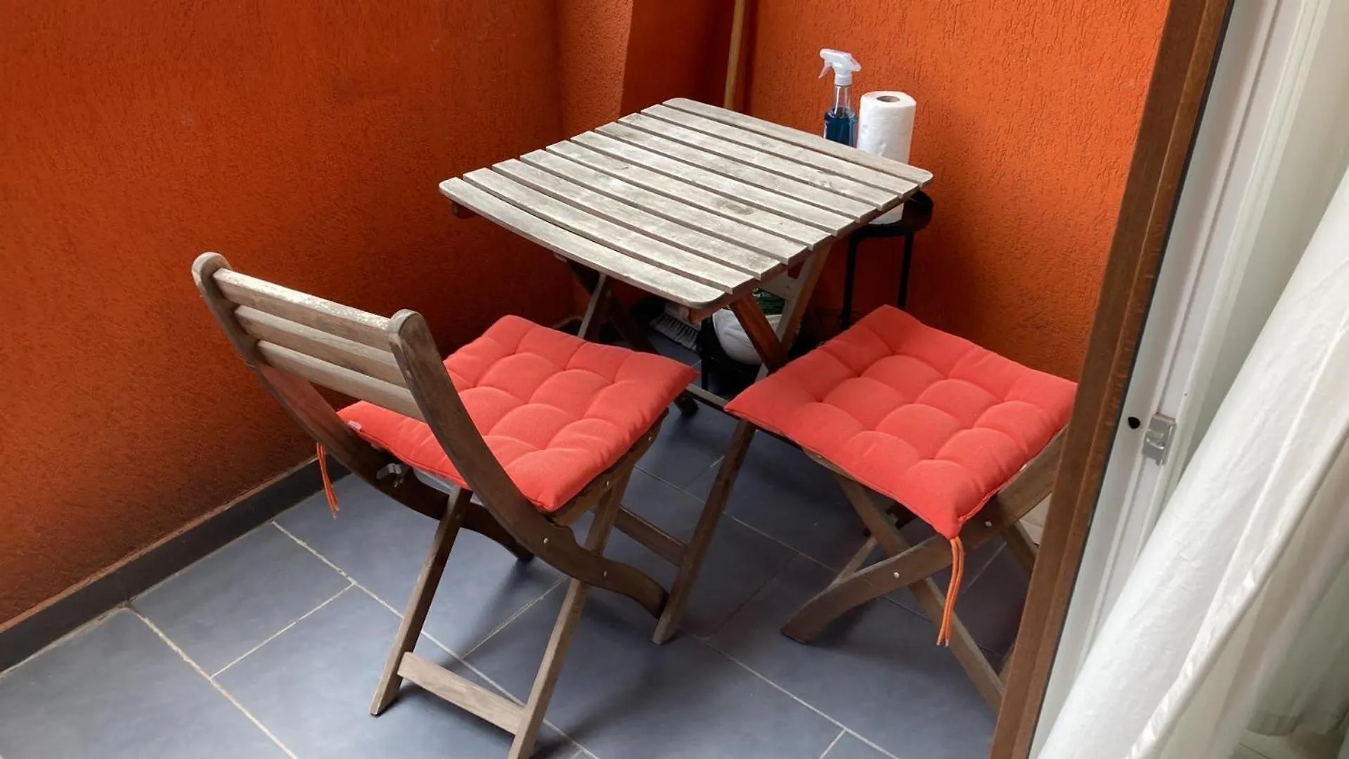 Trendy Apartment In The Heart Of The City With Balcony Budapest